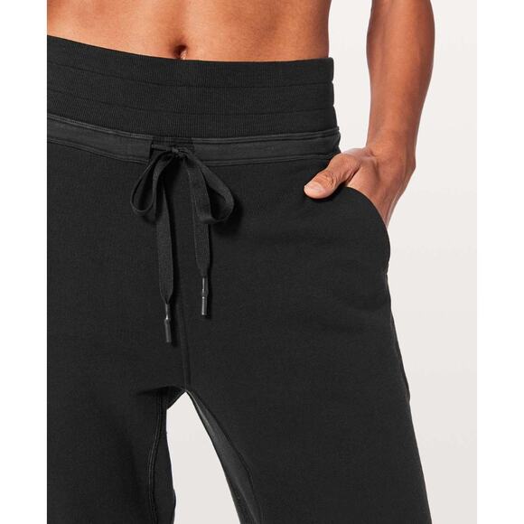 (8) $98 Lululemon Press Pause Jogger II 25.5"‎ Black - Picture 3 of 6